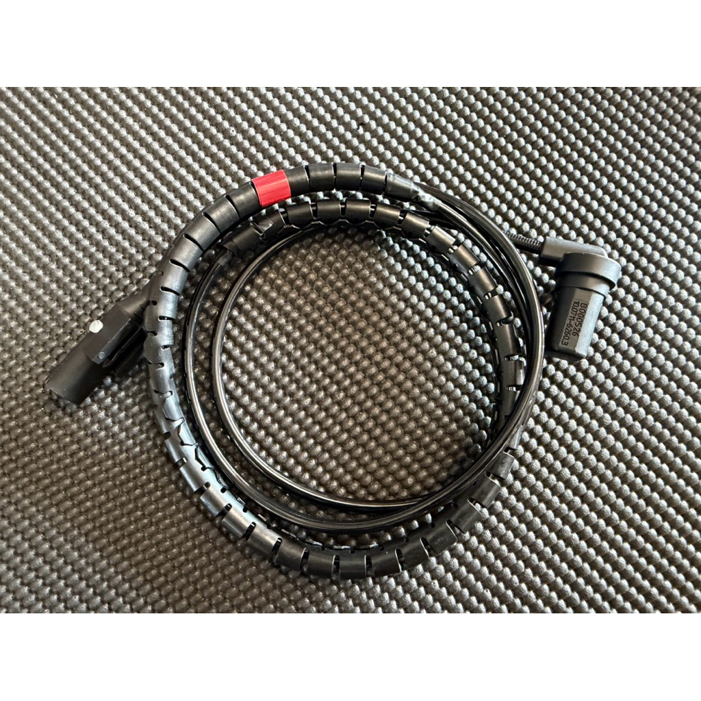 สาย abs new vespa รุ่น gts 150 4v (oem)