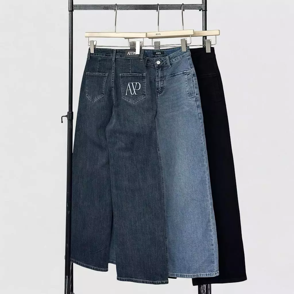 Atipashop - Poise Straight Jeans (#AA6007) กางเกงยีนส์ขายาวผ้ายืด ทรงกระบอกกลาง