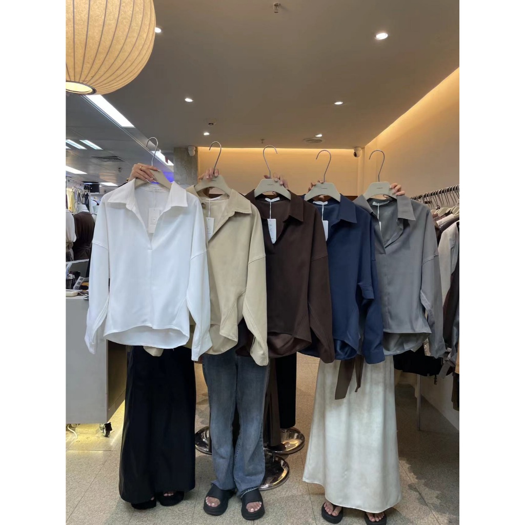 เสื้อแขนยาวคอปก FINE SUEDE-LIKE V NECK COLLARED BLOUSES