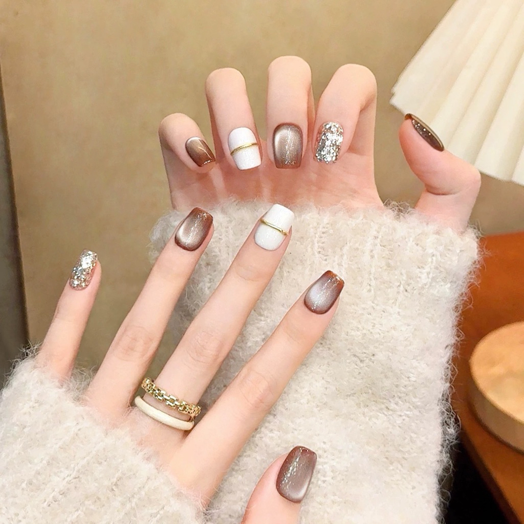 JB05 พร้อมส่งในไทย เล็บปลอมสีเจล Handmade (สามารถอ่านรายละเอียดสินค้าก่อนได้เลยจ้า) แบบ 10 เล็บ ฟรีชุดอุปกรณ์ติดเล็บ
