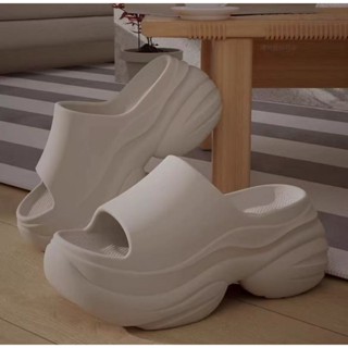 รองเท้าแตะผู้หญิงแฟชั่น สุง พื้นหนา กันลื่น ใส่สบาย