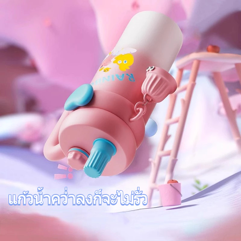 UCOCOLLA แก้วน้ำพาสเทล พร้อมพวงกุญแจ หูจับใหญ่ แก้วน่ารักจุน้ำได้เอยะ เก็บเย็นนาน แก้วน้ำเก็บความเย็น ลายการ์ตูน 850ml thumbnail 7