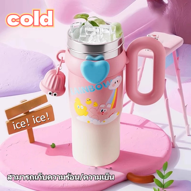 UCOCOLLA แก้วน้ำพาสเทล พร้อมพวงกุญแจ หูจับใหญ่ แก้วน่ารักจุน้ำได้เอยะ เก็บเย็นนาน แก้วน้ำเก็บความเย็น ลายการ์ตูน 850ml thumbnail 4
