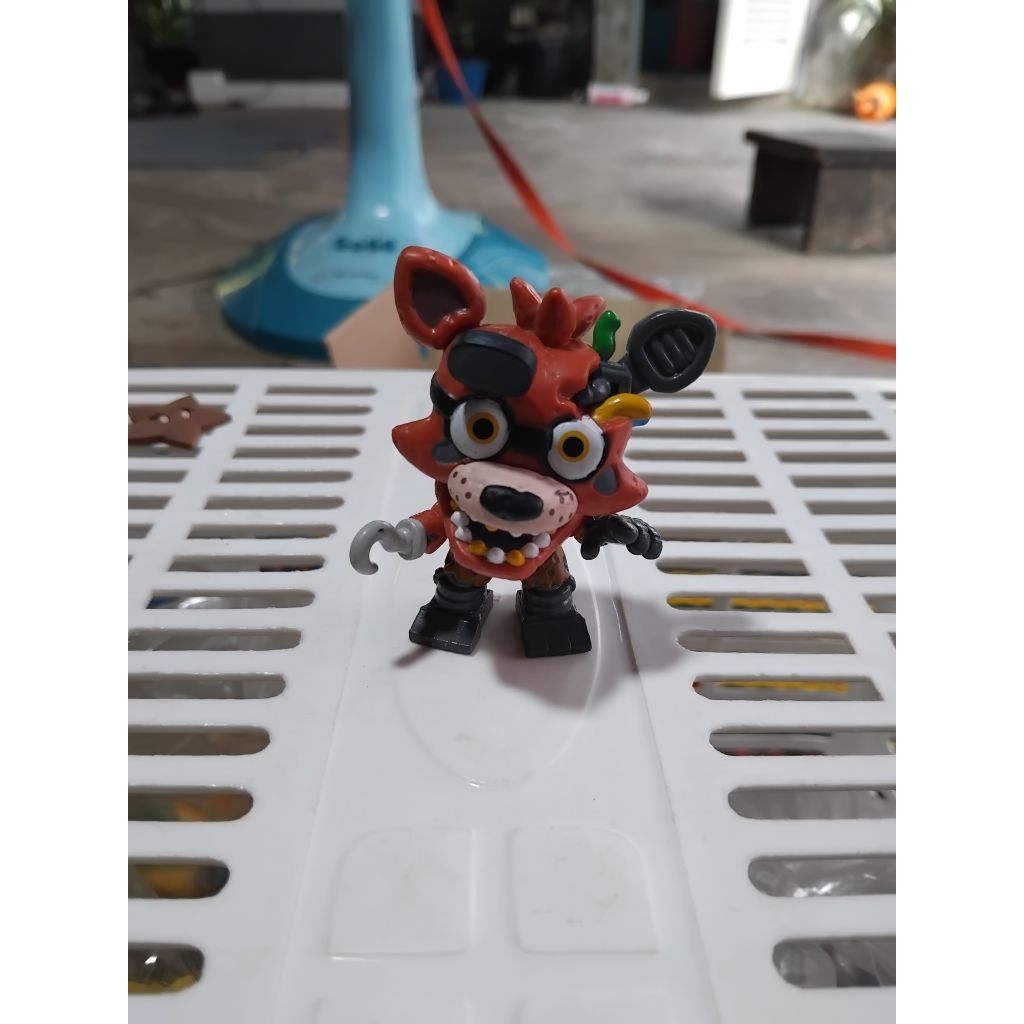 Withered Foxy Figure FNAF Five Nights at Freddy's 10th