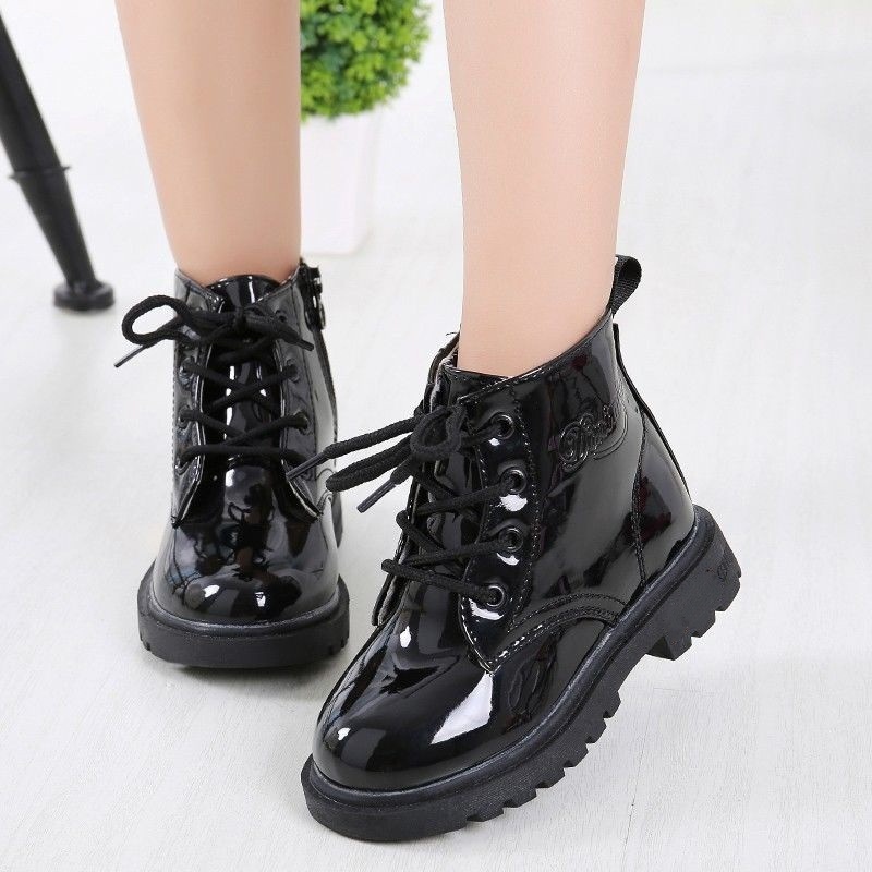 บูทเด็กชายหญิงสไตล์เกาหลี ฤดูใบไม้ผลิ ใบไม้ร่วง ดีไซน์มาร์ตินบู๊ทส์ ลายลูกไม้ปรับได้ ใส่ได้ทั้งปี เปลี่ยนลุคให้ลูกเท่ไม่ - รูปที่ 3