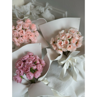[พร้อมส่ง]ช่อดอกโบตั๋นจิ๋วสไตล์เกาหลี ดอกไม้ประดิษฐ์เกรดพรีเ…