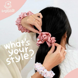 Lamoonist • FLUFFY • (ผมบาง) • Satin scrunchies for thin hair • ยางมัดผมซาตินสีพื้น