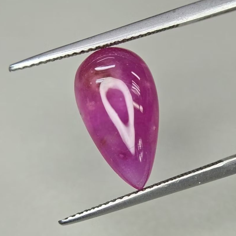 พลอย ทับทิม เเท้. Natural Ruby | 9.10 X 6.10 mm | 999฿
