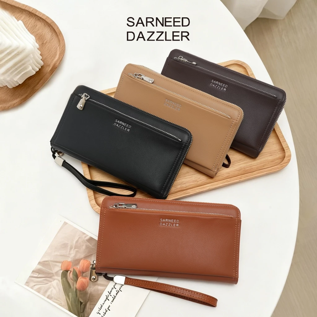 SARNEED Allure Wristlet กระเป๋าสตางค์ใบยาว (อะ-ลัวร์) พร้อมสายคล้องมือ หนังPU พรีเมียม นุ่มเบา ใส่แบงก์พันได้ไม่ต้องพับ