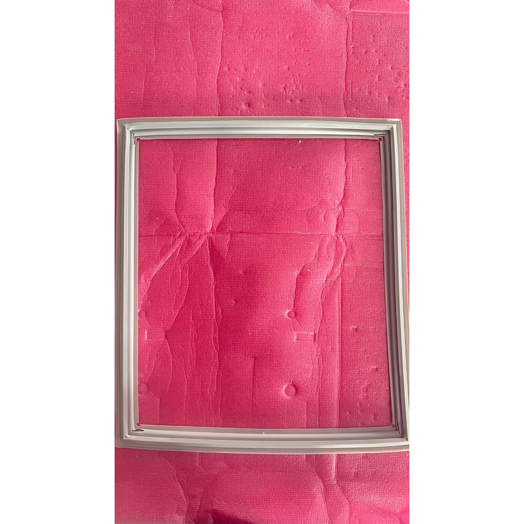 ขอบยางตู้เย็น TCL หรือรุ่นอื่นๆๆที่ขนาดเดียวกัน 41*47 cm. สินค้าของ tcl แท้