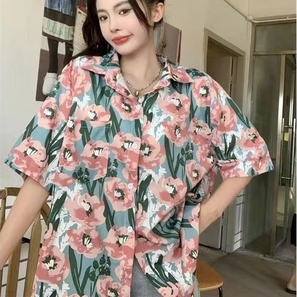 เสื้อเชิ้ตฮาวายแขนสั้น ลายดอกสีฟ้าดอกชมพู thumbnail 3