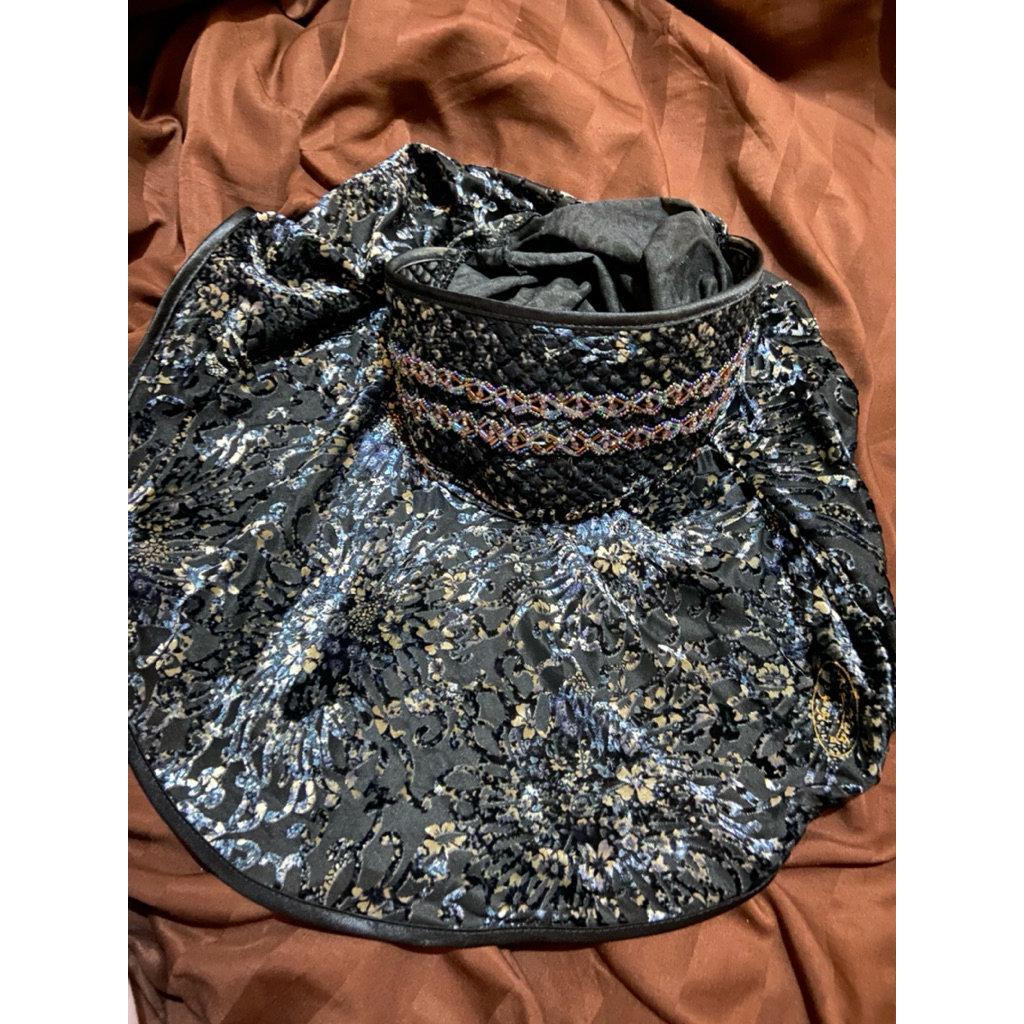 ผ้าคลุมนูนูห์ (Nunuh) มือสอง✌🏻