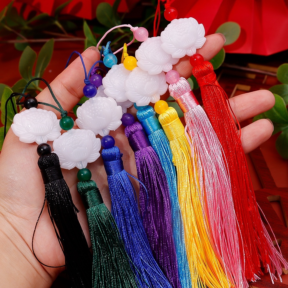 สินค้าขายดี พู่ดอกบัวห้อย เส้นไหมสไตล์จีน พู่มงคล (3บาท)