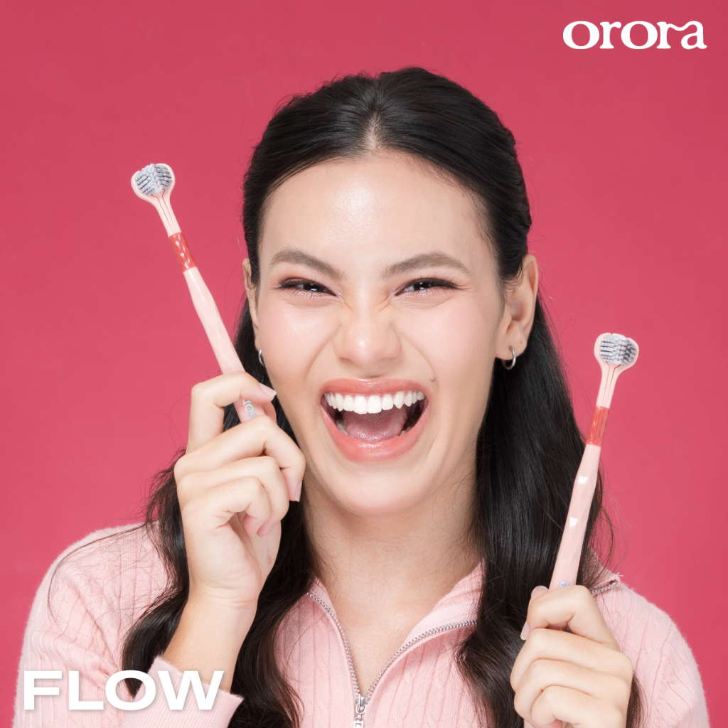[ Family Set 🔥 ] Orora แปรงสีฟัน ออโรร่า รุ่น Flow แปรงสีฟัน 3 หัว ขนนิ่ม Super soft เทคโนโลยี Dynamic Clean สะอาดล้ำลึก