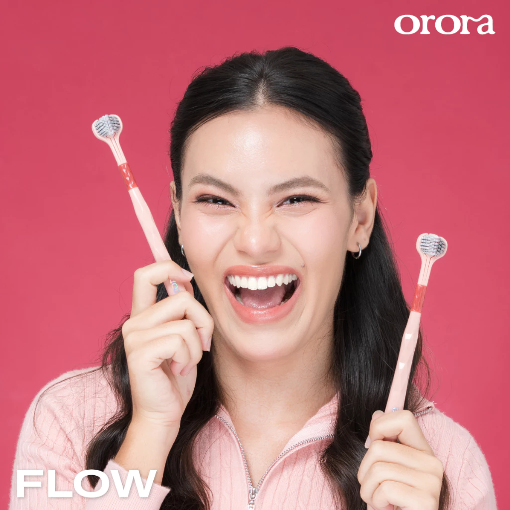 [ Family Set 🔥 ] Orora แปรงสีฟัน ออโรร่า รุ่น Flow แปรงสีฟัน 3 หัว ขนนิ่ม Super soft เทคโนโลยี Dynamic Clean สะอาดล้ำลึก