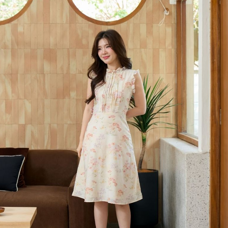 Pixie Rosy Dress (Cream) เดรสแขนกุด เดรส เดรสทำงาน เดรสยาว