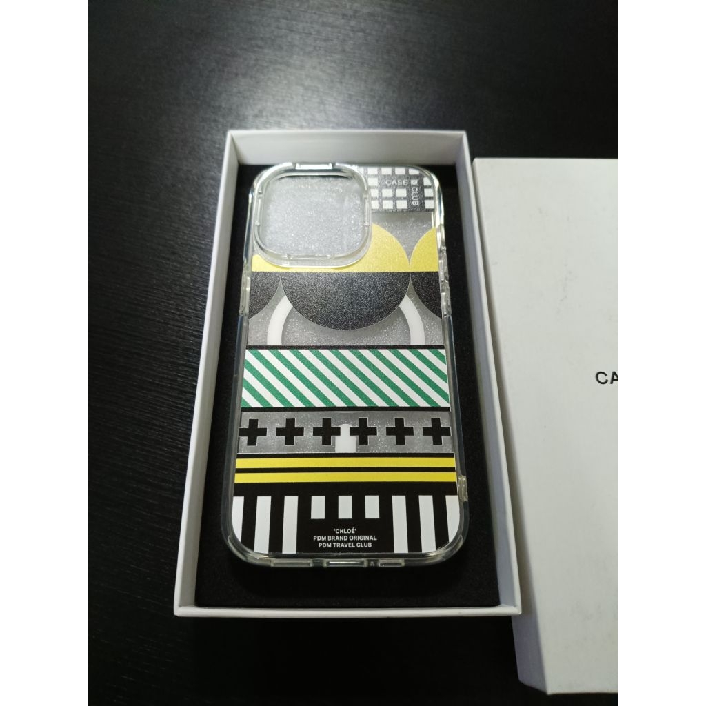 CASE CLUB x PDM BRAND เคส iPhone 14 Pro ลาย CHLOE - เคสไอโฟนดีไซน์ลิมิเต็ด พร้อมกล่อง