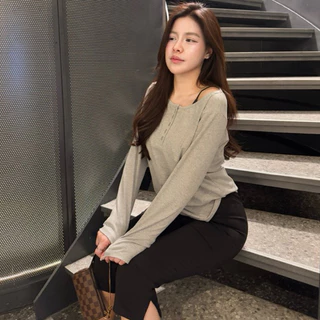 เสื้อแขนยาวแต่งกระดุม ผ้าคอตตอนนุ่มใส่สบาย ยืดได้เยอะ กระดุม 5 เม็ดใช้งานได้จริง (กระดุมแขนยาว)
