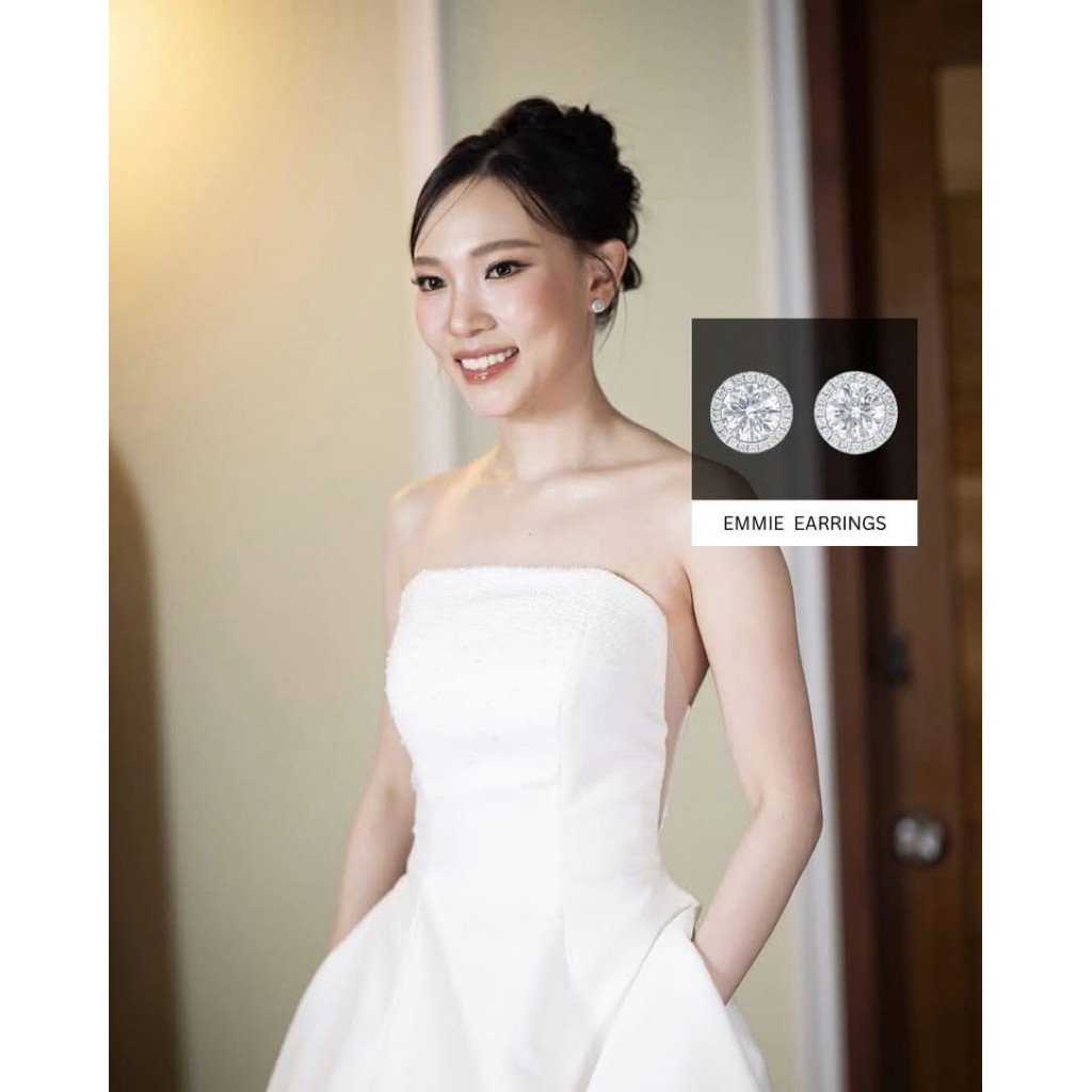 Kind Jewelry ต่างหูติดหู Emmie 1.5 carat