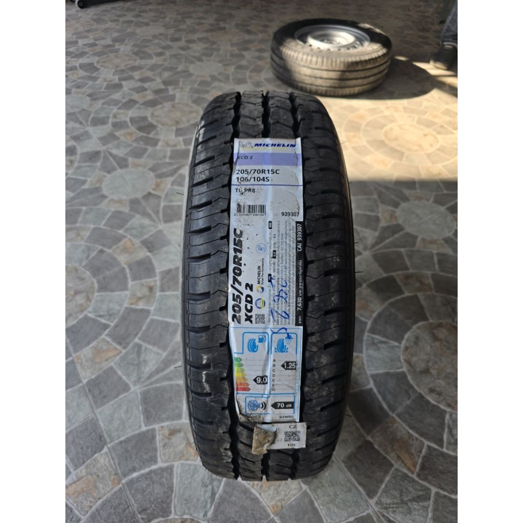 205/70R15 ยาง Michelin XCD2 สำหรับรถกระบะ ยางใหม่ ปี 25