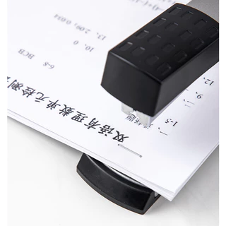 เครื่องเย็บกระดาษมุงหลังคา Deli แบบตัวยาว เย็บกลางเล่ม แข็งแรง เหมาะงานเอกสารและสำนักงาน Stapler
