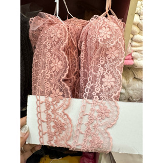 ลูกไม้ปักนิ่มสวย  ริมเดียว กว้าง 5.5cm. ( ไม่ยืด ) ผ้าปัก ขา…