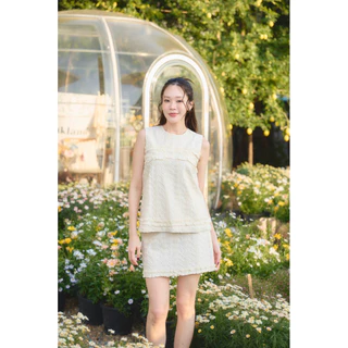 ร227 “มุกดาเซท” ลด50% ไม่รับเคลมหรือกดคืนนะคะ )ตัวเสื้อคอกลมมีกิมมิกที่การเย็บ