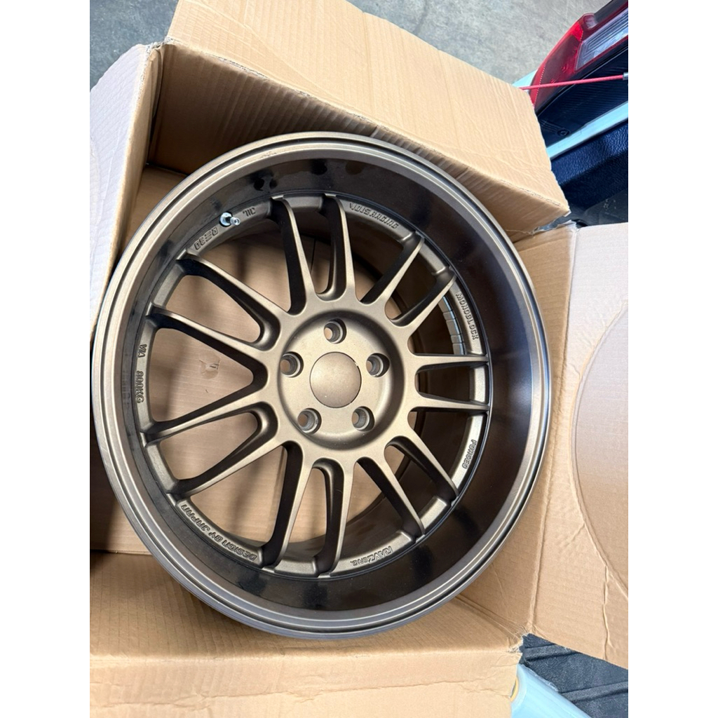 ล้อแม็กซ์ใหม่ RE30 ขอบ18 5รู114 กว้าง 10.5 นิ้ว ราคาต่อวง ซื้อแยกวงได้