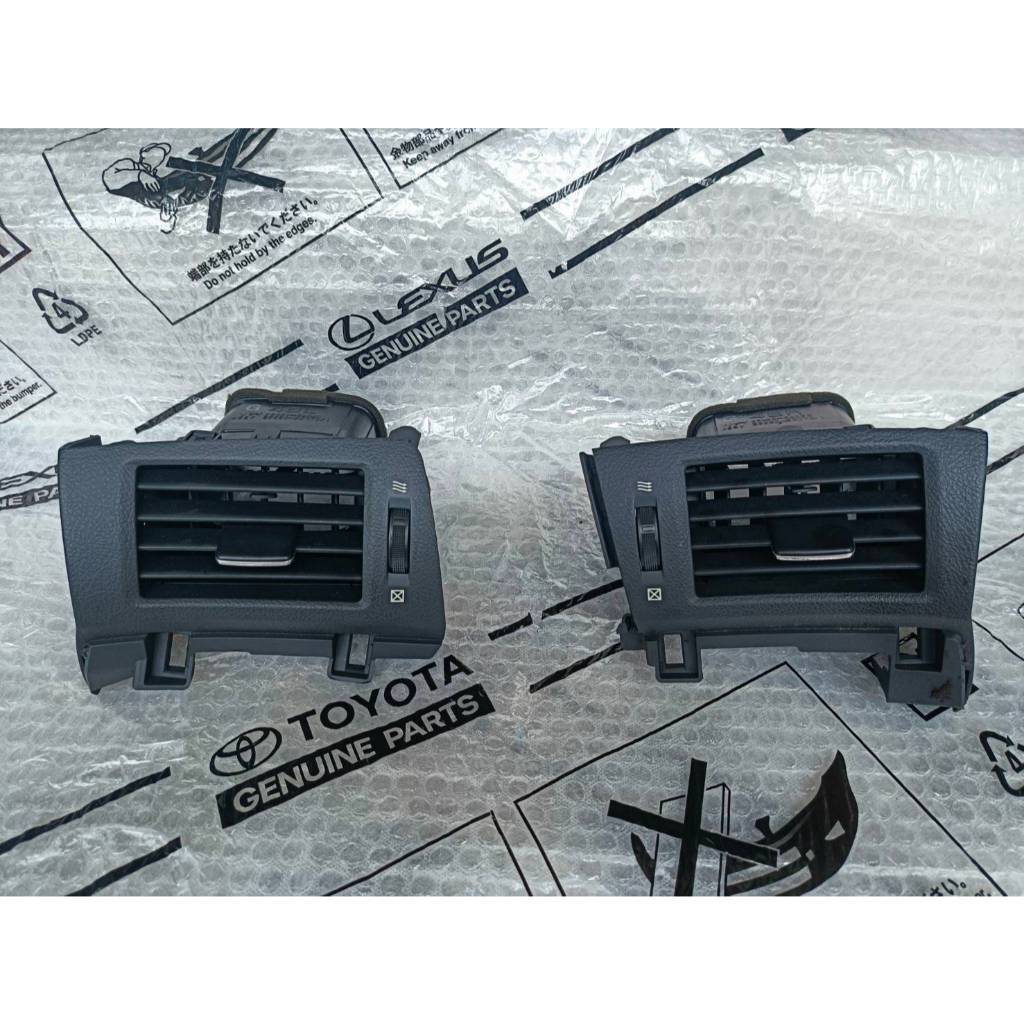 ช่องแอร์คอนโซลหน้าด้านข้างToyota Alphard ANH20 ราคาข้างละ 1,500 บาท(ของแท้มือสองญี่ปุ่น)