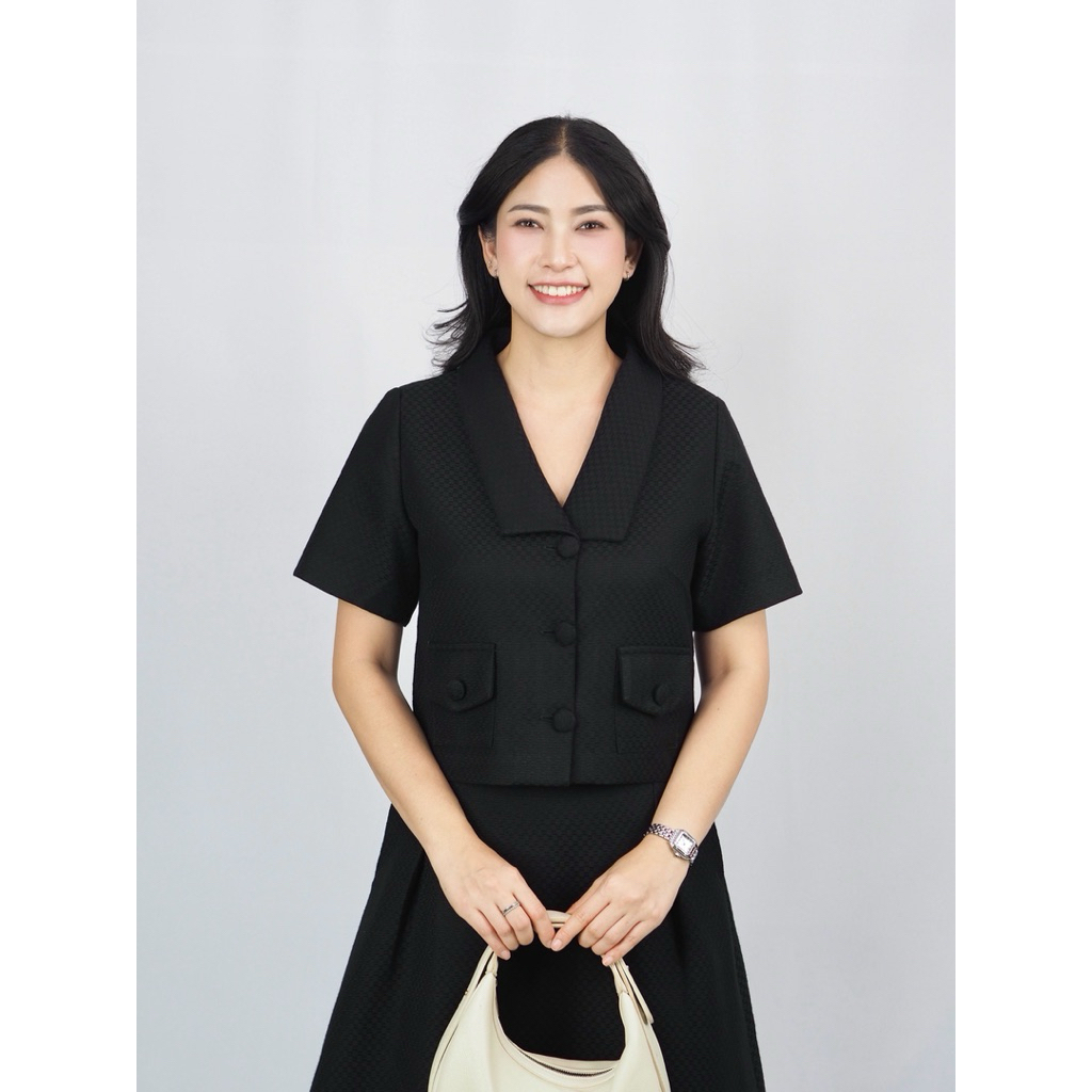 เสื้อปกปีกนก ราชวัตรดำ
