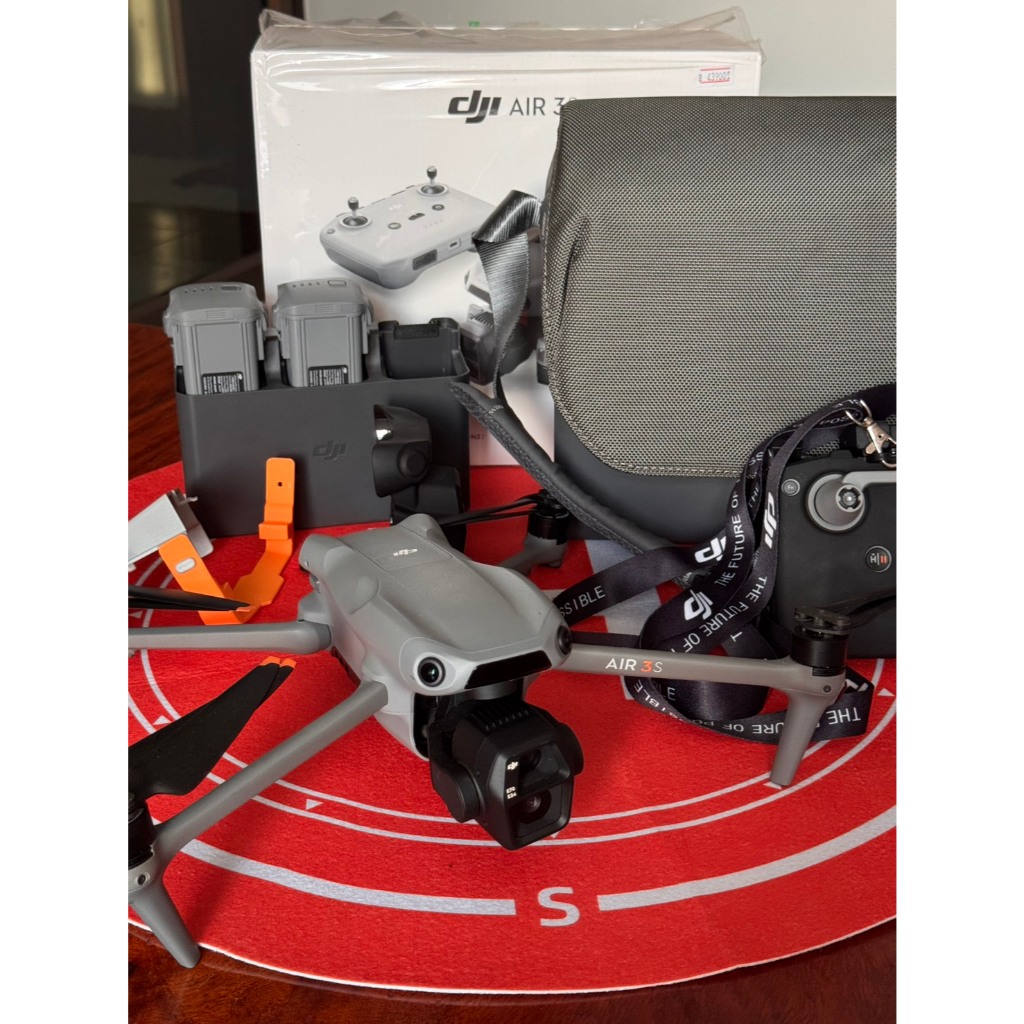 DJI Air 3S, Fly More Combo (รีโมท RC-N3) อุปกรณ์ครบ อดีตศูนย์ไทย
