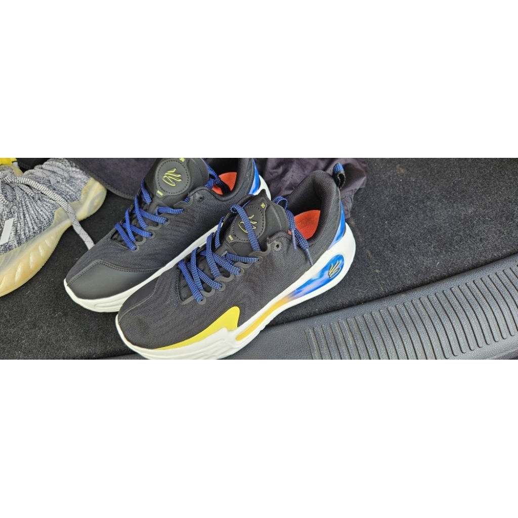 UA Curry 12 เบอร์ 41