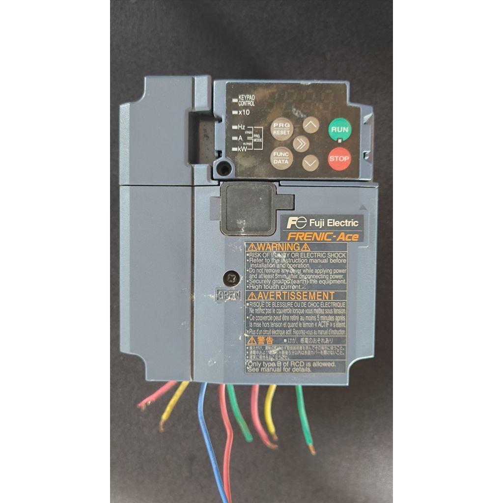อินเวอร์เตอร์ Inverter Type: FRN0007E2S-4GB (3แรง)
 380-480V (Band: Fuji)