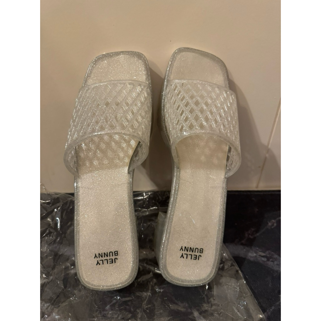 📣 ส่งต่อ รองเท้า Jelly Bunny 📣