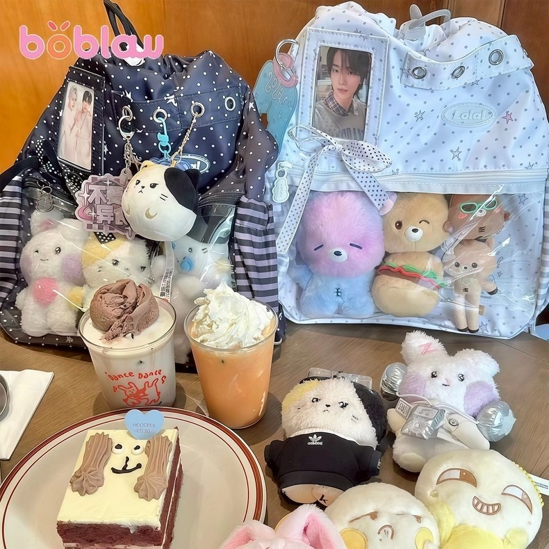 กระเป๋าเป้ไปคอน สายติ่ง รุ่น  NISTA   สะพายข้างสะพายได้ 2 เเบบขึ้นไหล่เเละสะพายหลัง มี 3 สี (ไม่เเถมตุ๊กตา)