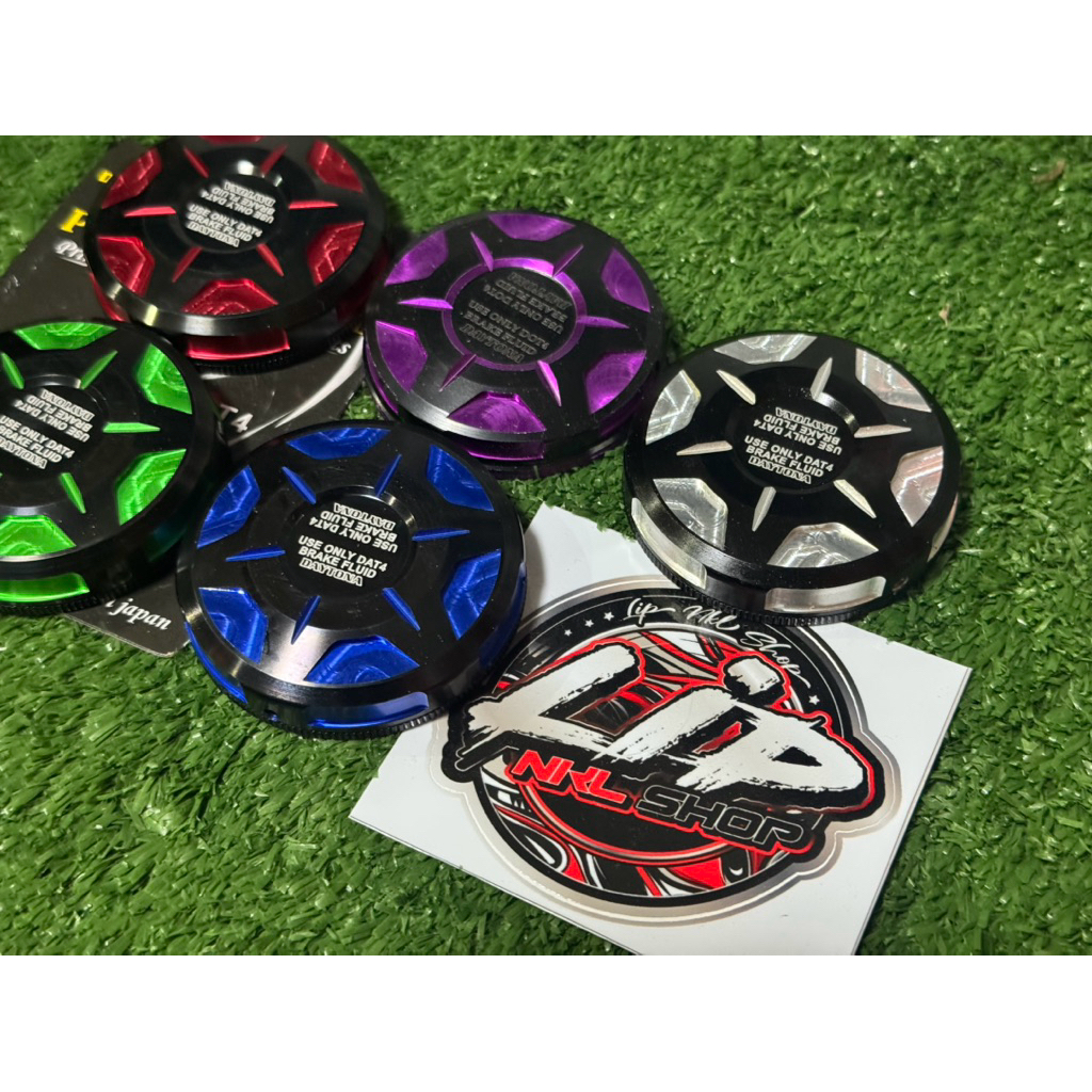 ฝาครอบฝาถัง ทูโทน ( daytona ) มีน๊อตให้ครบ ราคา ถูกที่สุด ดีลบีเคเค แกลเลอรีภาพที่ 4