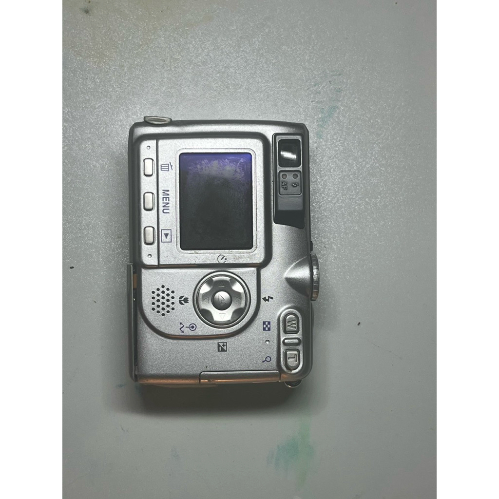กล้องดิจิตอล Nikon (มือสอง)
