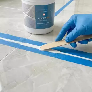 ยาแนว Lucerna Epoxy Grout 1 kg รุ่น ผสมเอง แก้ปัญหา ห้องน้ำรั่วซึมแบบประหยัด