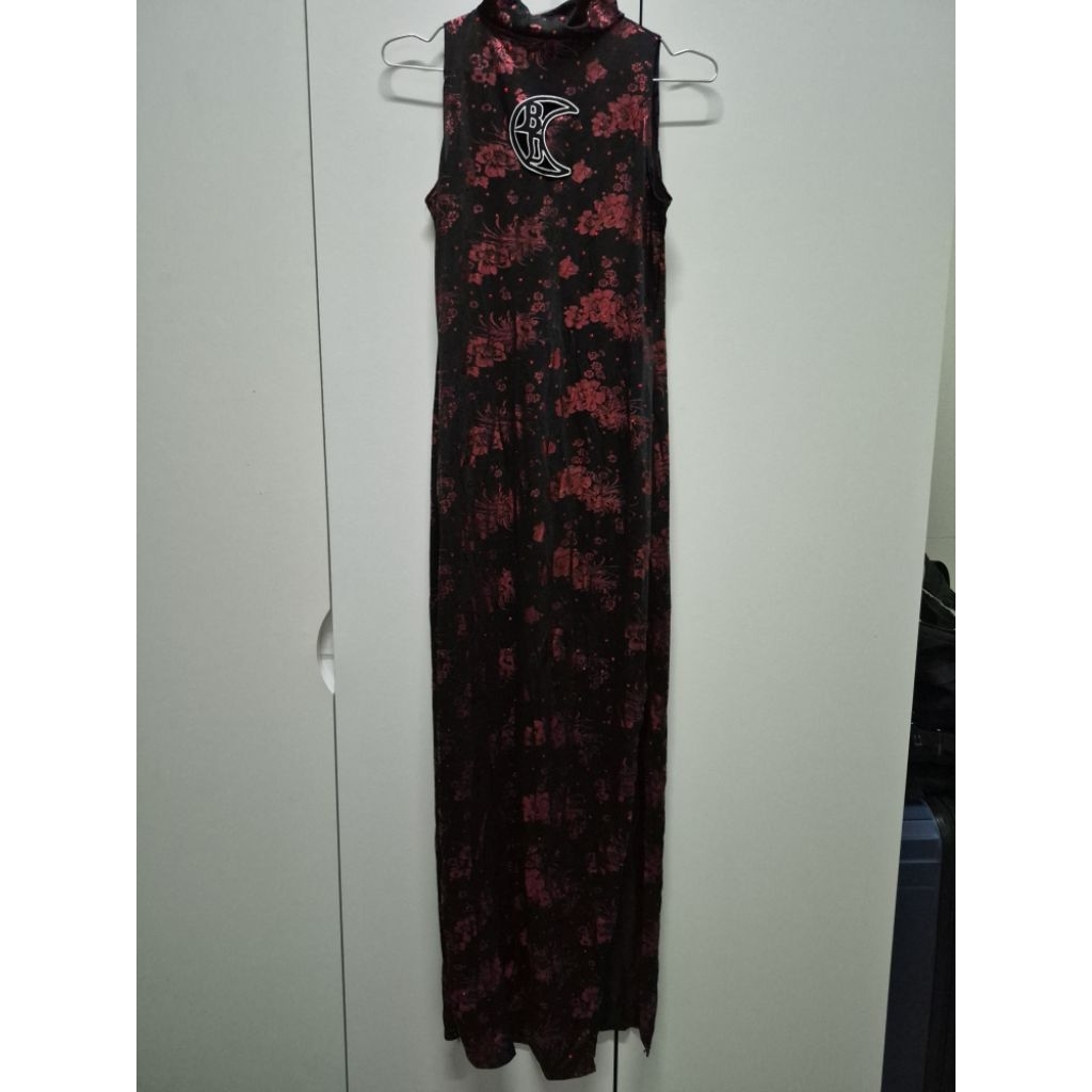 เดรสยาวคอจีน จากแบรนด์ BLACKDOG BKK ไซส์ s รุ่น: Lunar Eclipse dress มือสอง