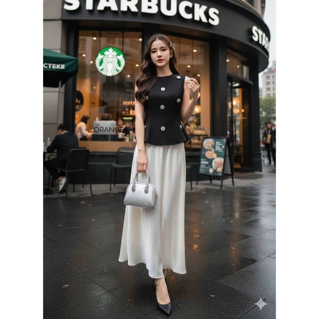 OR21951 ชุดเซต 2 ชิ้น เสื้อแขนกุดดีเทลเพชร + กระโปรงยาวผ้าซาตินพริ้วสวย