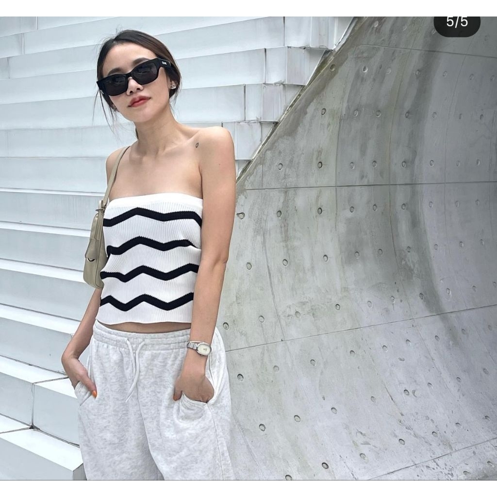 เสื้อเกาะอก Jarin Official