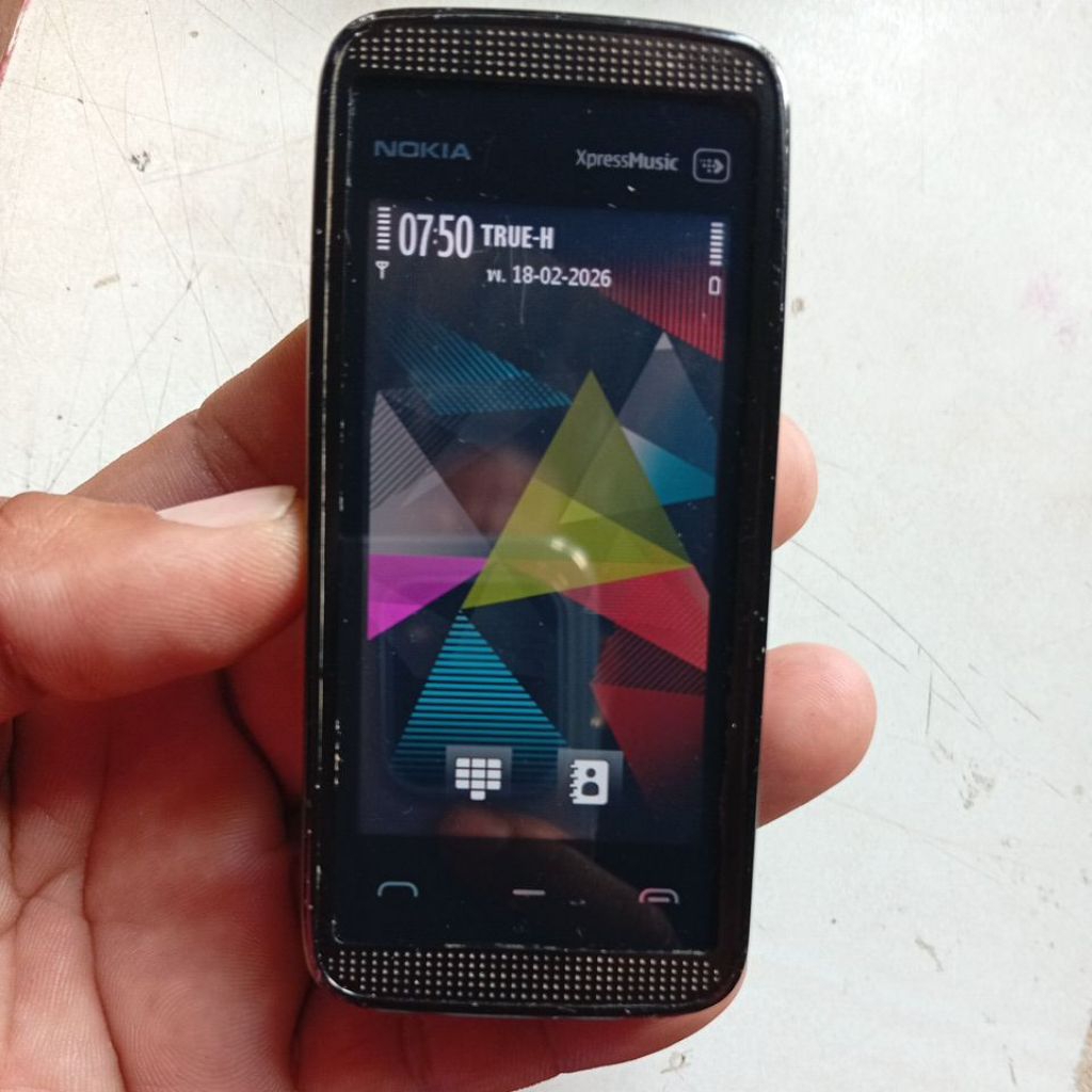 โนเกีย'5530 Express Music ..