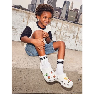 Crocs รองเท้าแตะ สำหรับเด็ก ผู้ใหญ่เท้าเล็ก Classic Clog 206991-100 / 206991-2Y2 / 206991-001