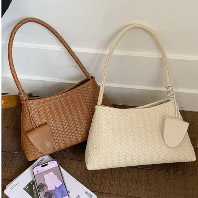 (พร้อมส่ง 🛻) กระเป๋าลายสาน 🍈 ✿ 👜✨กระเป๋าสะพายข้าง มีกระเป๋าแถมข้างใน เก๋มาก