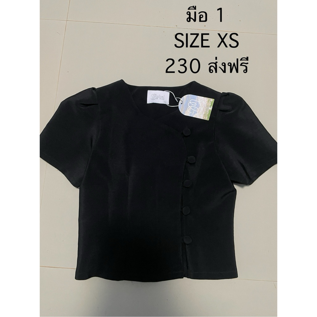 ชุดเดรสผ้าไทย mabel มือ 1 สนใจสอบถามได้ค่ะ