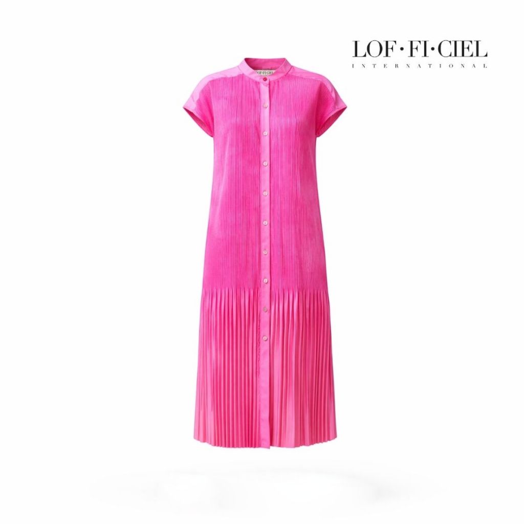 Lofficiel ลอฟฟิเซียล เดรสอัดพลีท ในเนื้อผ้าไหมเทียม โทนสีชมพูสดใส (FXJ6LP)
