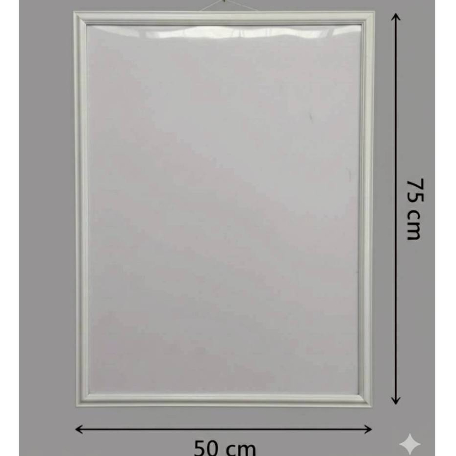 กรอบรูปสีขาว 75x50cm. กรอบรูป 75x50cm.สีขาว (เติมสีสันให้ความทรงจำ ด้วยกรอบรูปดีไซน์มินิมอล