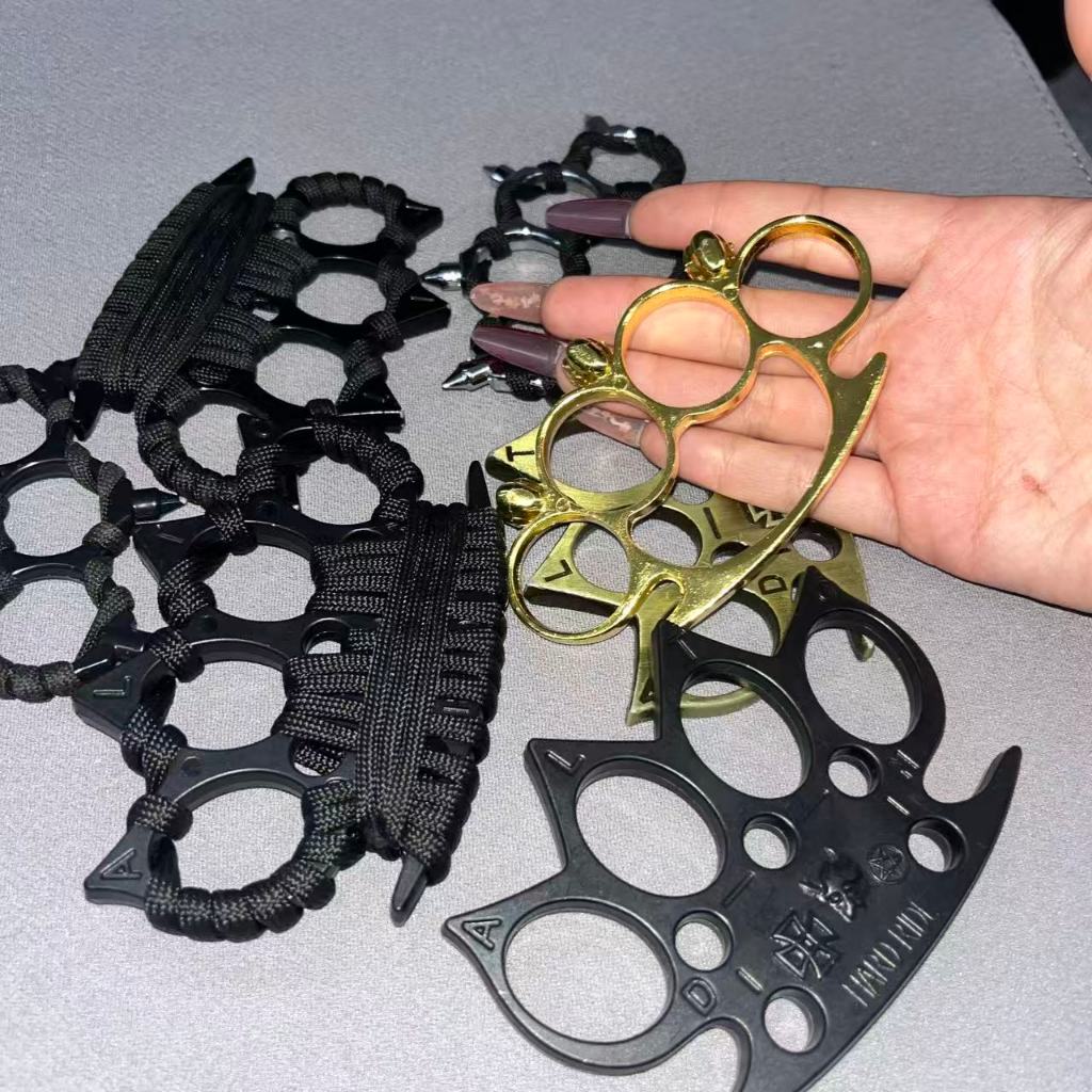 Gothic Style Finger Ring Vintage Hand Accessories Cool Collectible Gift