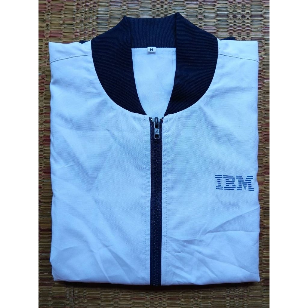 เสื้อแจ็คเก็ต    IBM
