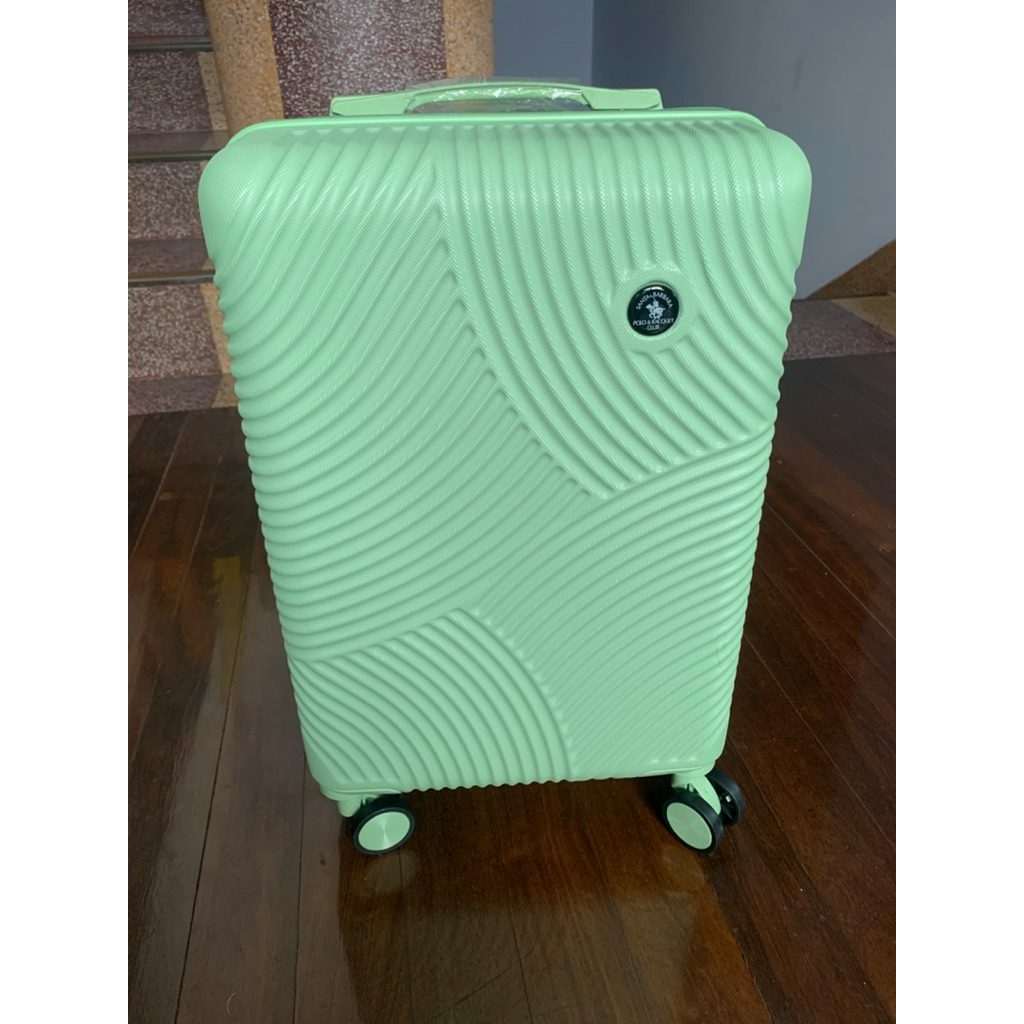 กระเป๋าเดินทาง santa barbara polo bacquet club ขนาด 36 x 24 x 57 cm